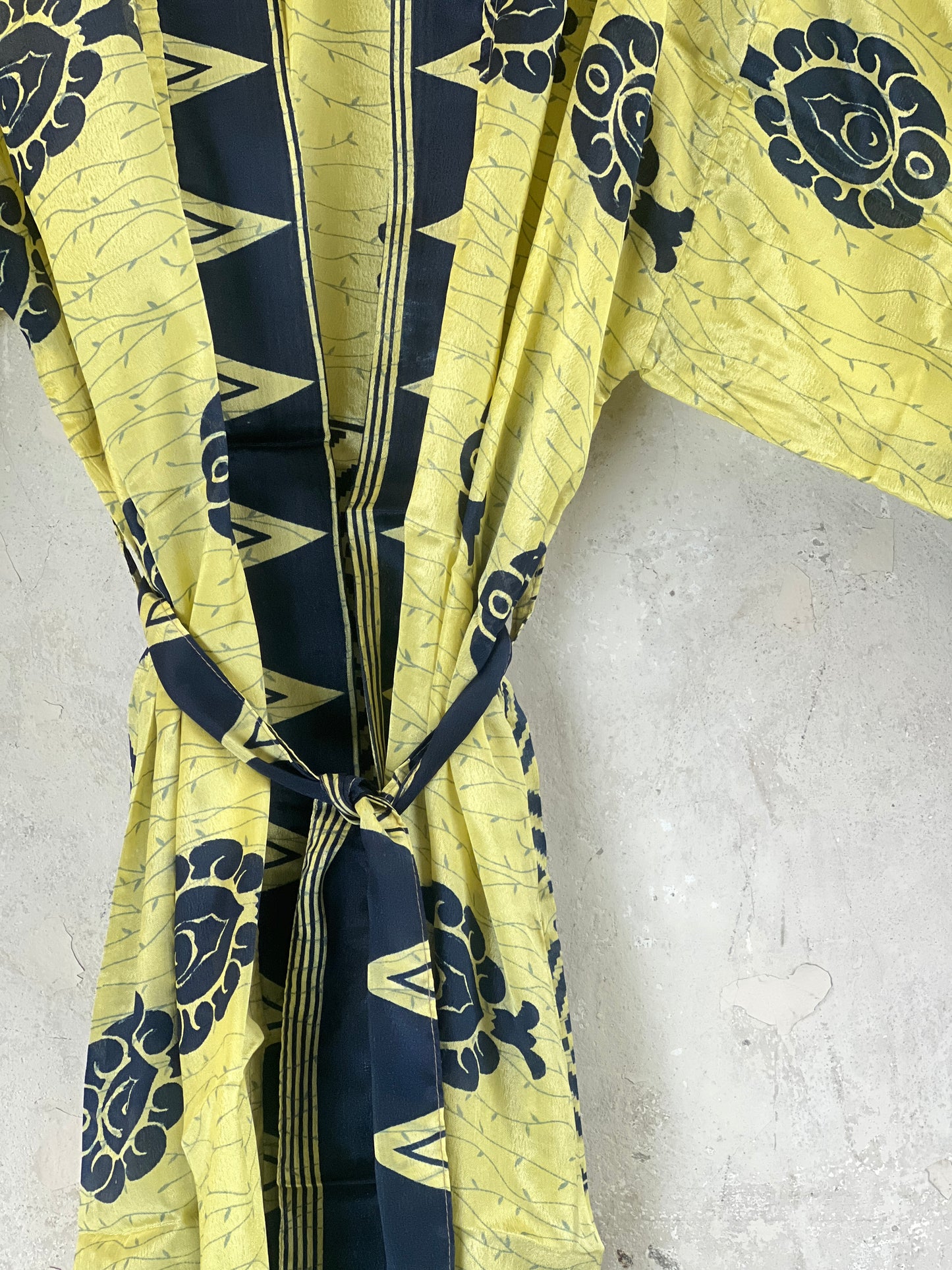 Short Vintage Silk Kimono