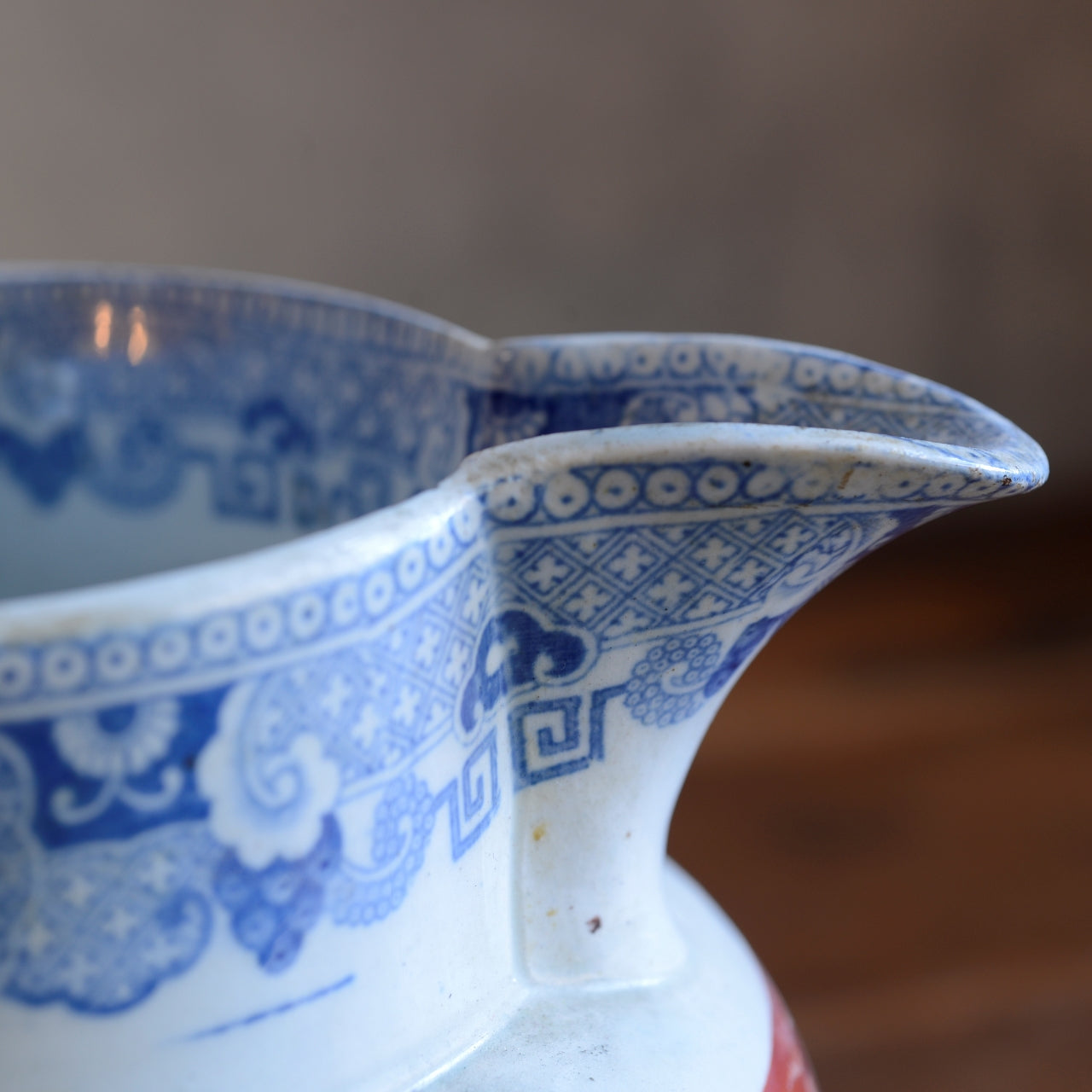 Blue & White Willow Pattern Jug with Scottish Inscription John & Marg Niven, Newbattle c1826