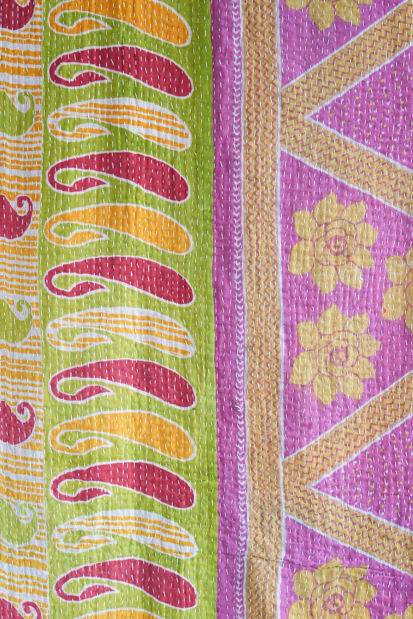 A Unique Vintage Cotton Kantha Quilt ~ 093