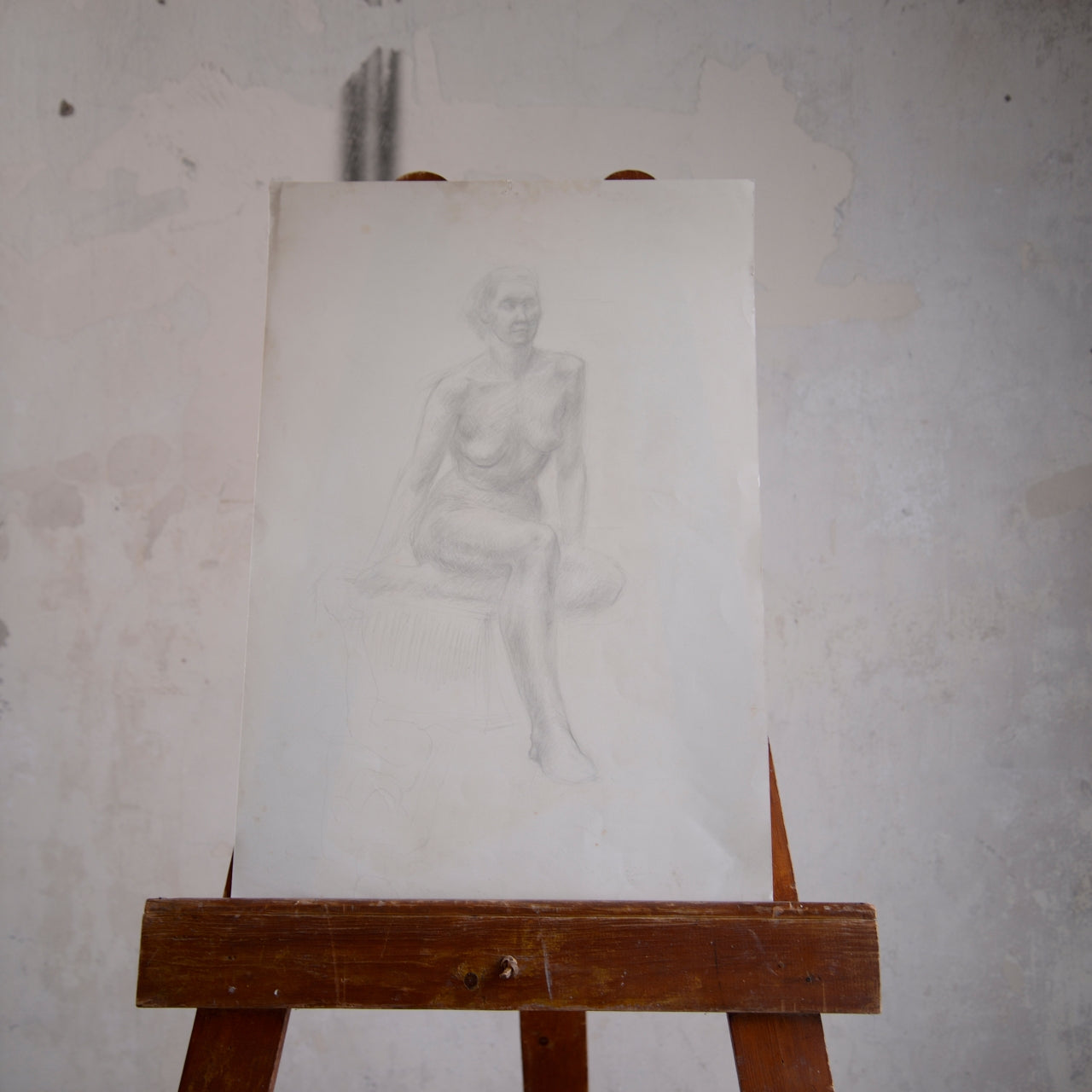 Collection of Femail Life Studies | FREDA H. CLOUGH (English 1915-2008)