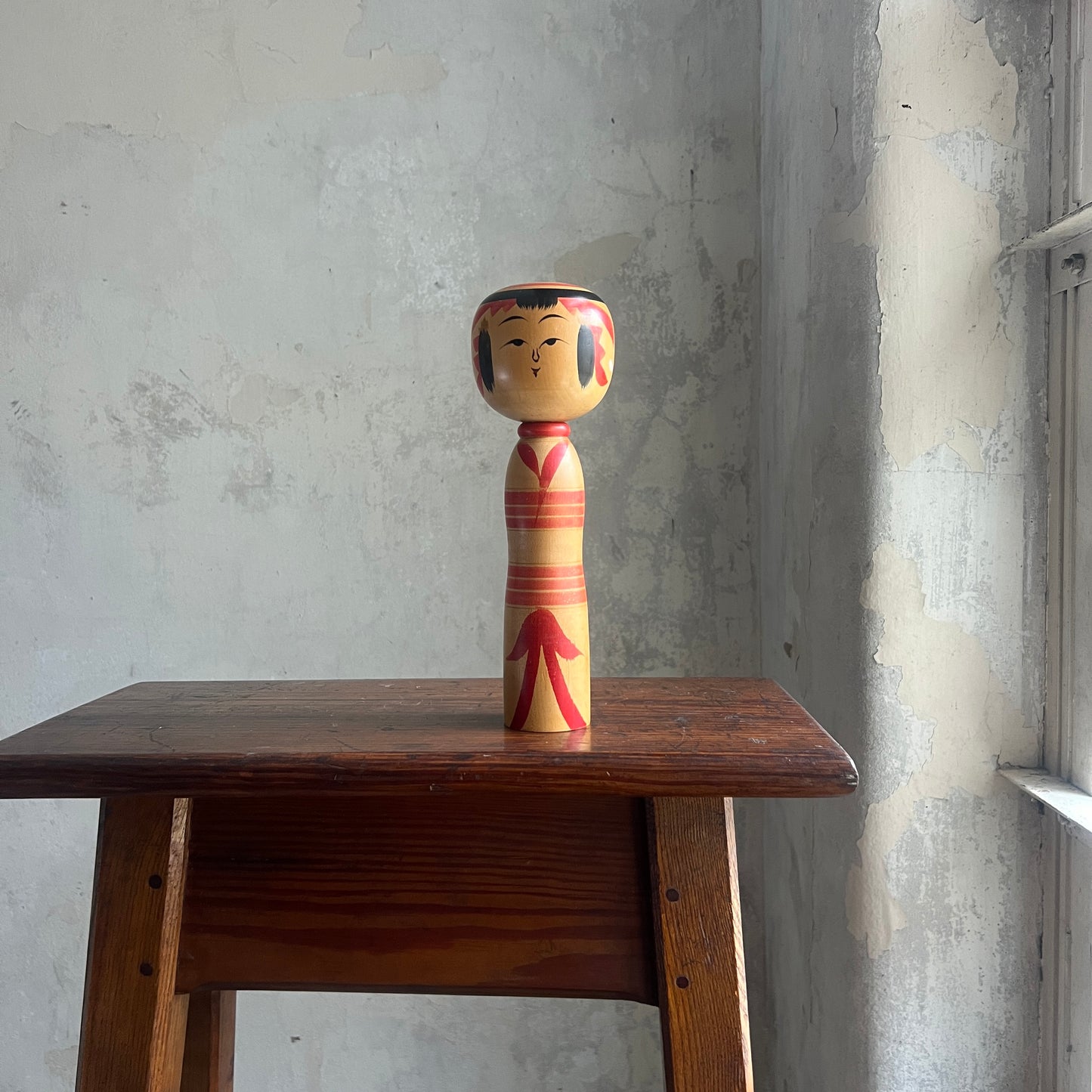 Traditional Japanese Folk Art Kokeshi Doll - Red Bands