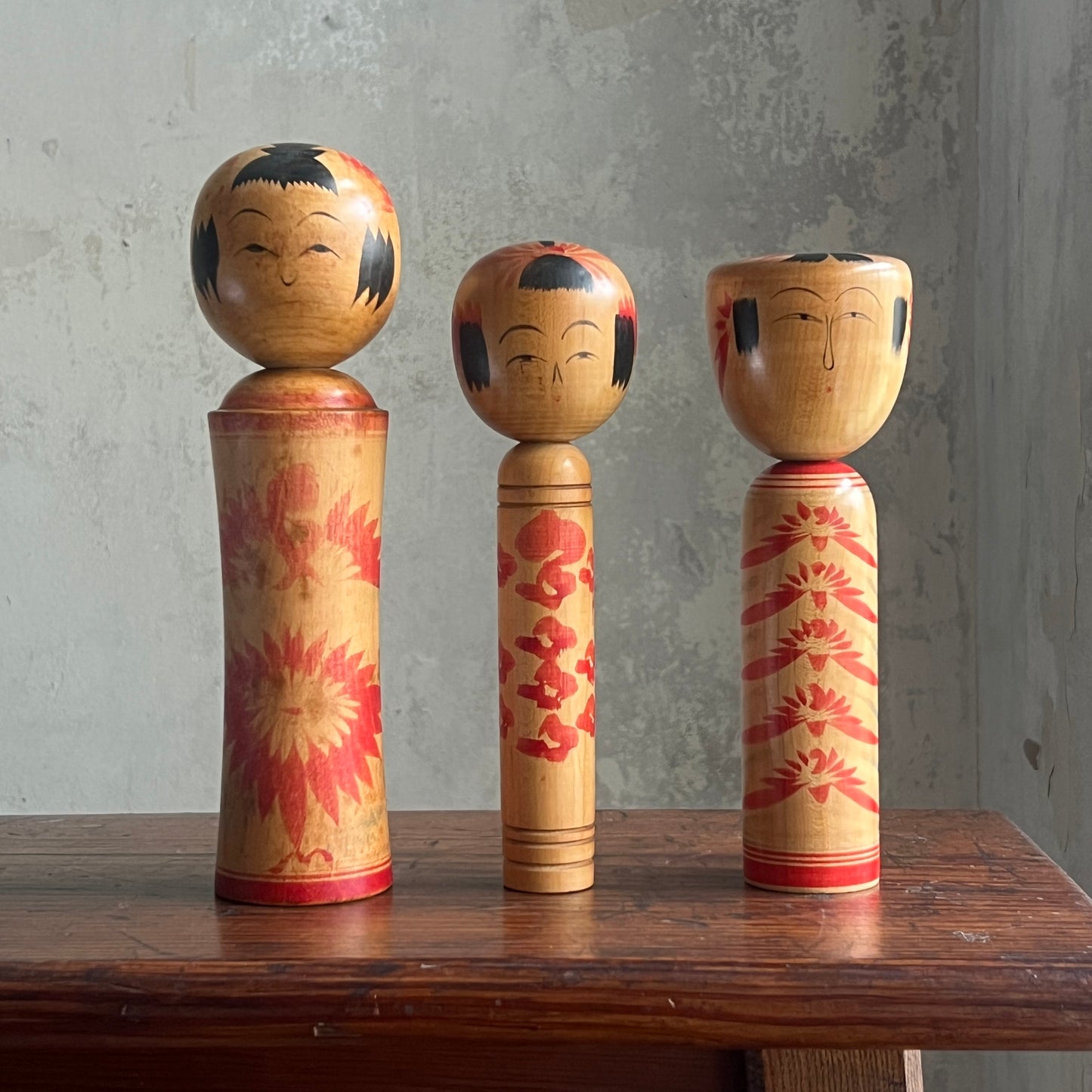 Set of 3 Traditional Japanese Folk Art Kokeshi Dolls - Red Flowers