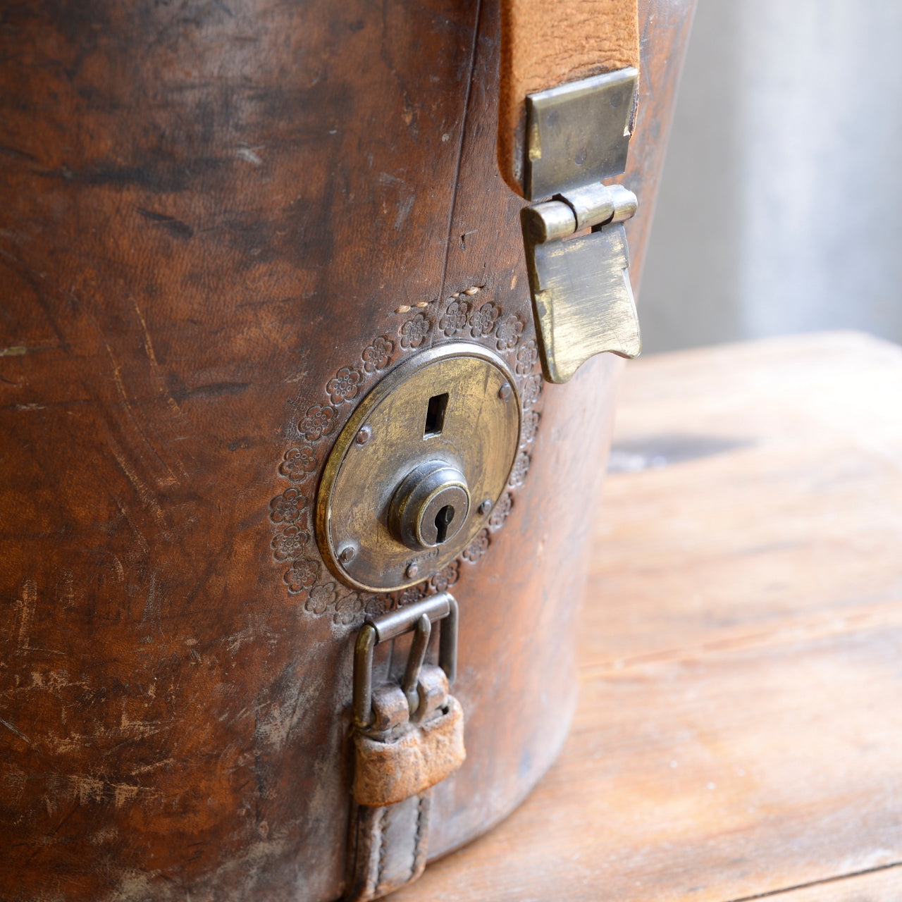 19thC Leather Top Hat Box