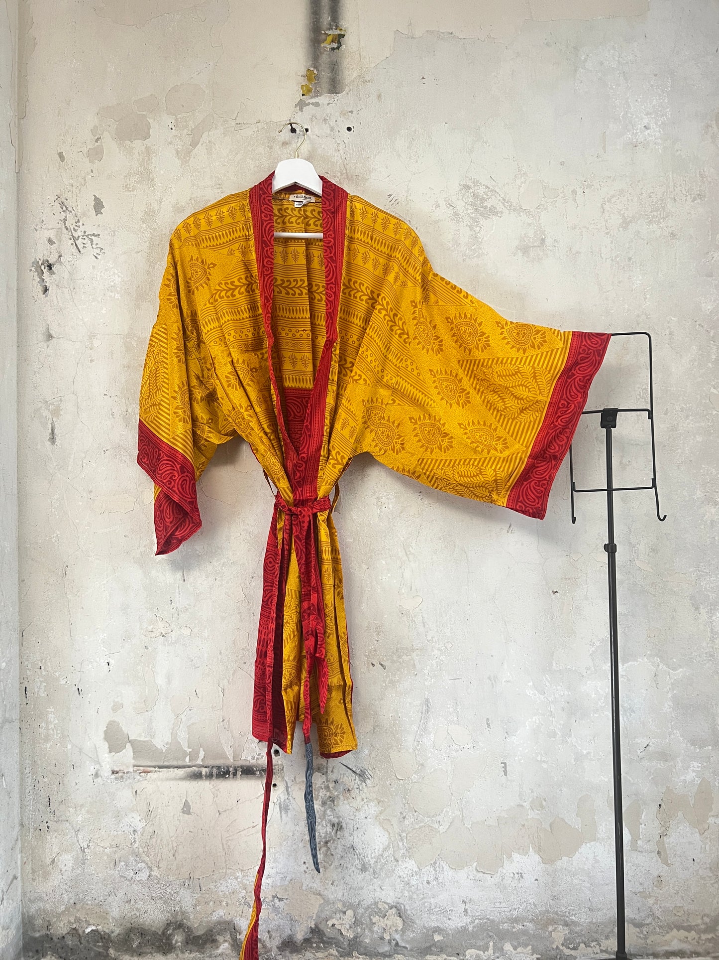 Short Vintage Silk Kimono