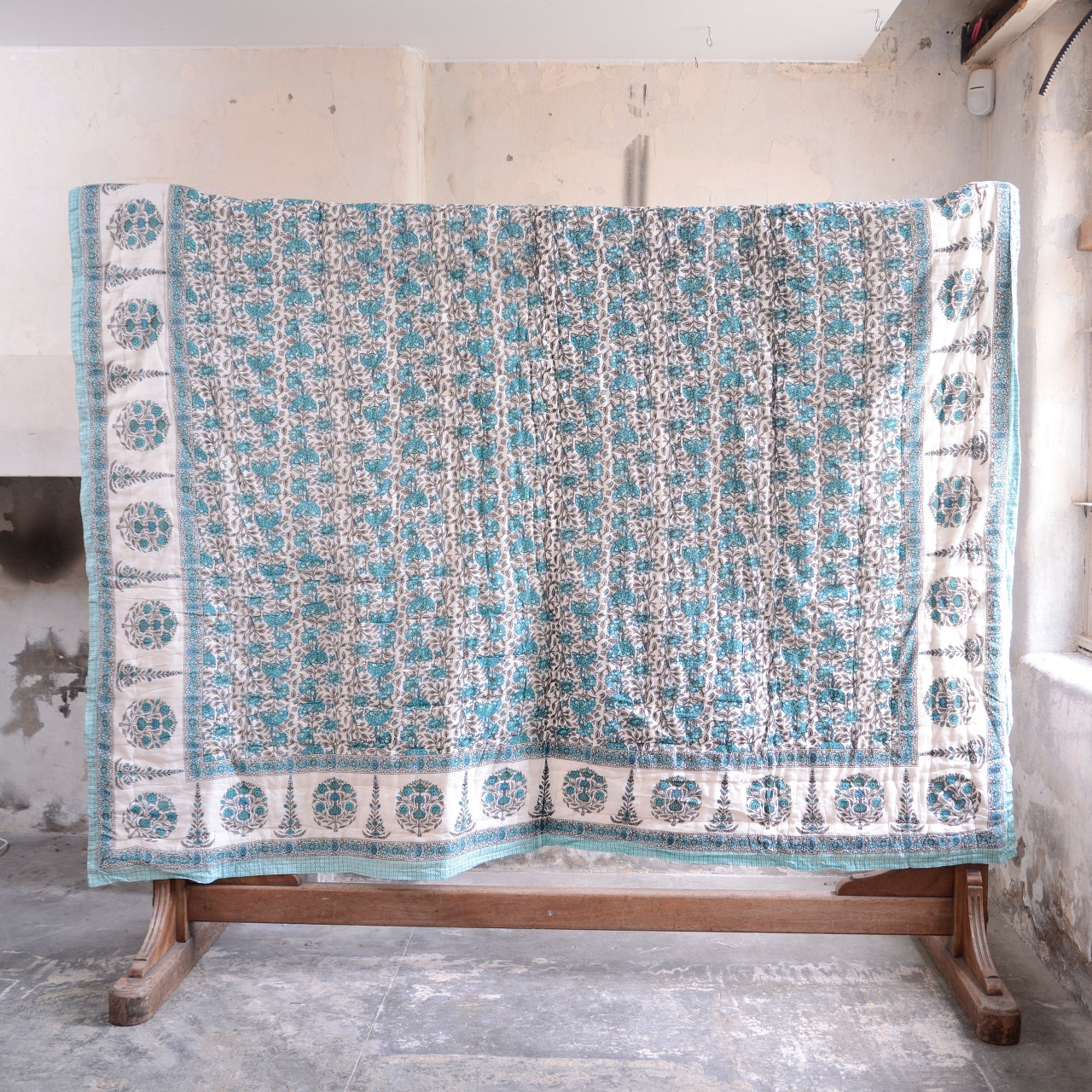 Kingsize Reversible Block-Print Cotton Padded Quilt | Turquoise & White Flowers