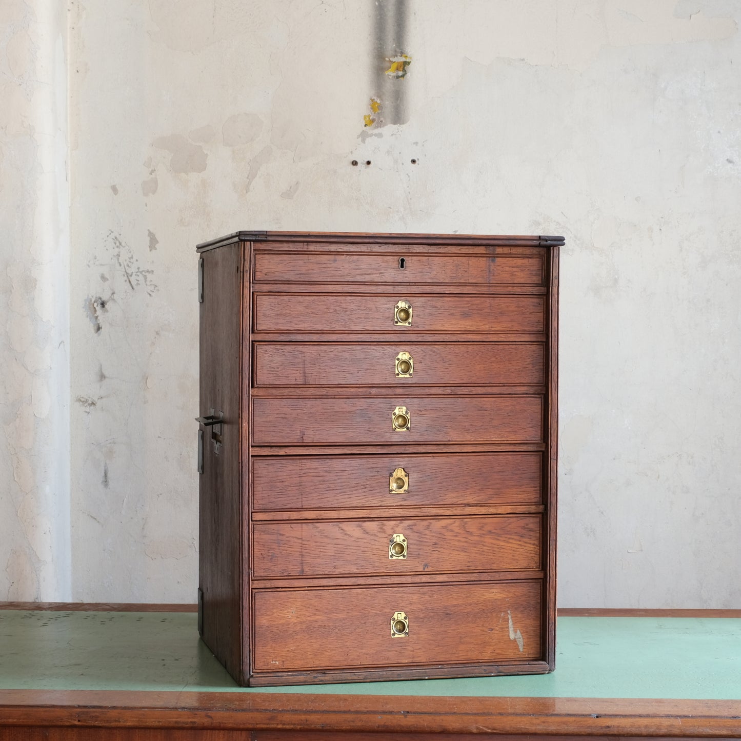 Campaign Furniture - Collectors Specimen Cabinet with Drawers
