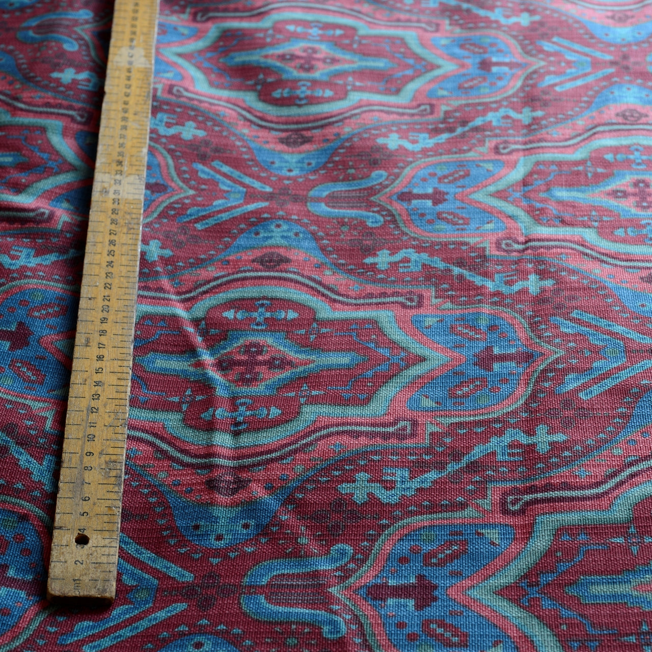 Unused Old Stock Upholstery Fabric | MIKHAIL PIETRANEK Ludwick - Wine per metre