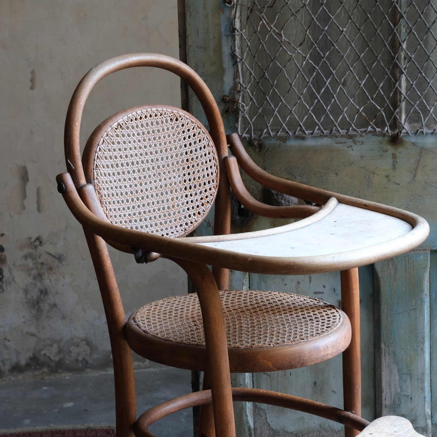 Thonet bentwood highchair