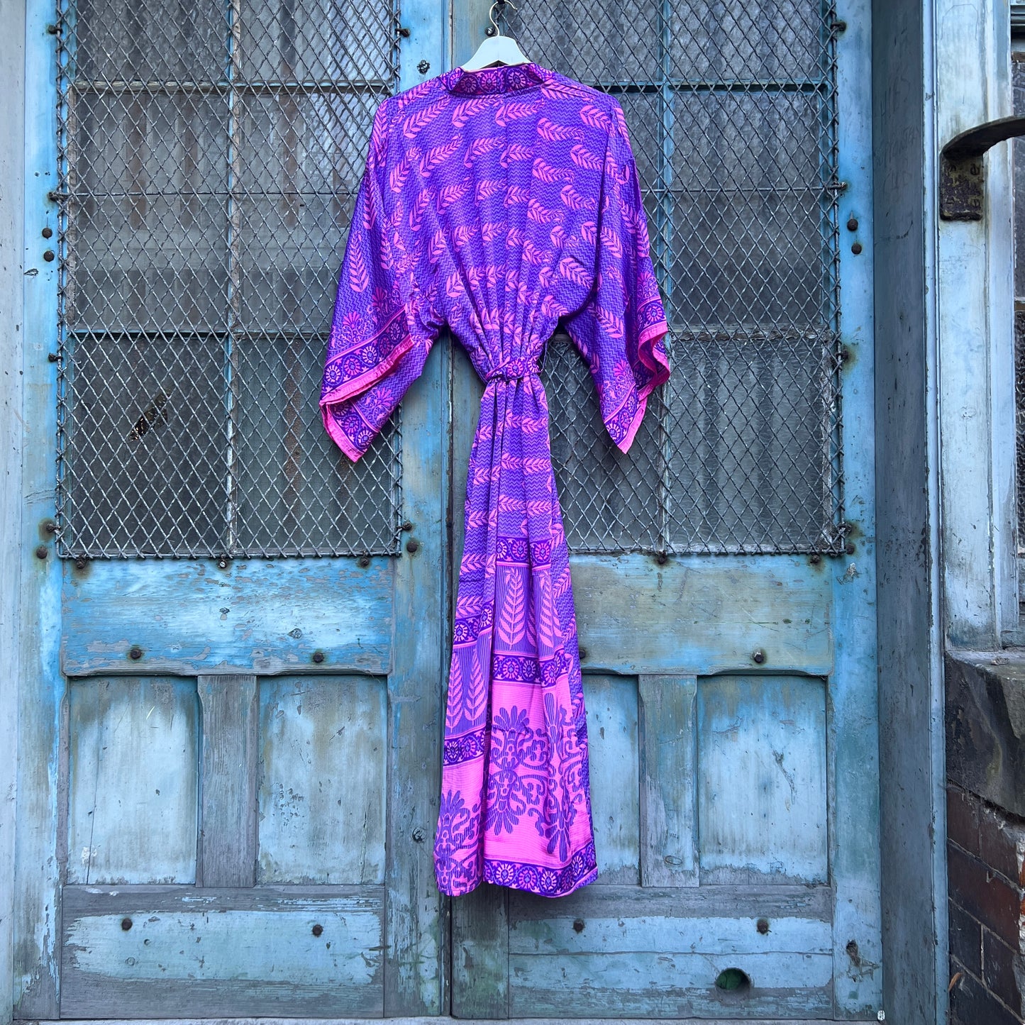 Long Vintage Silk Kimono - EE