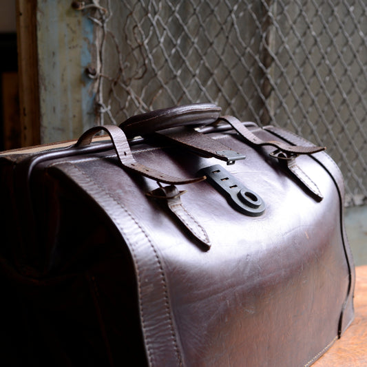 Old Leather Gladstone Bag Case