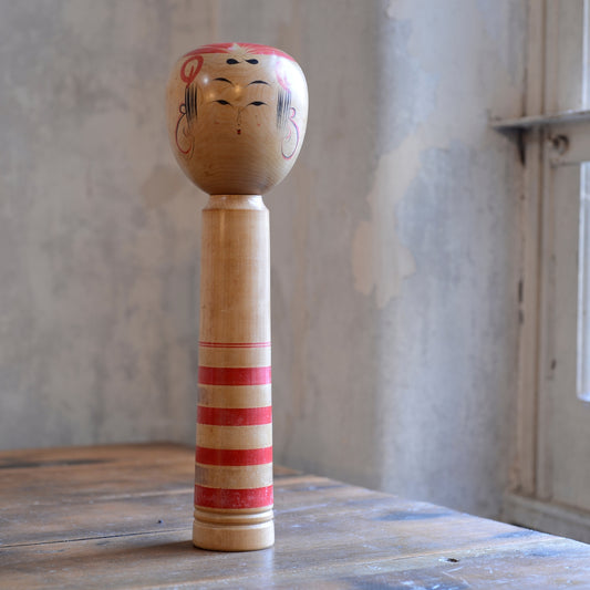 Traditional Japanese Folk Art Kokeshi Doll - 7