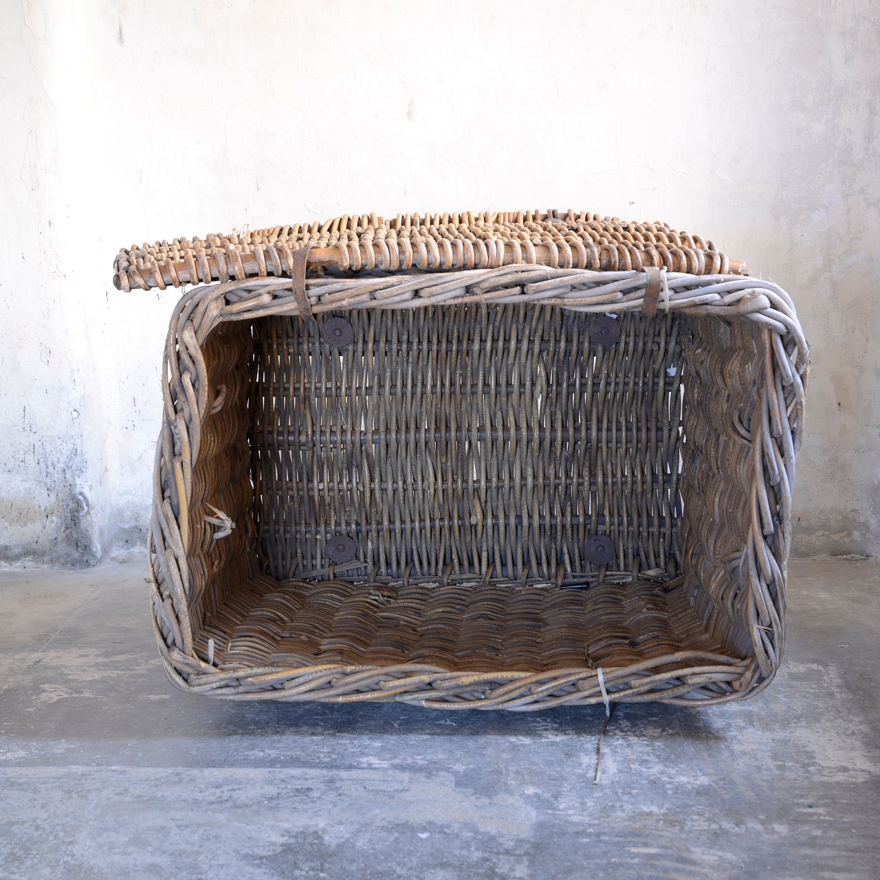 19thC Edwin Woodhouse & Co Lidded Mill Basket