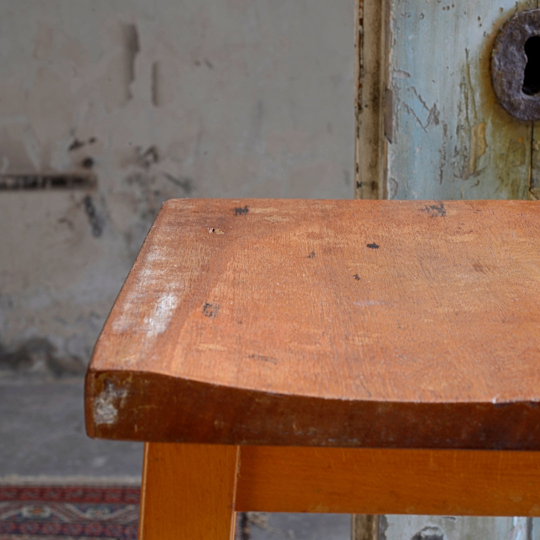 Set of 4 Laboratory Stools