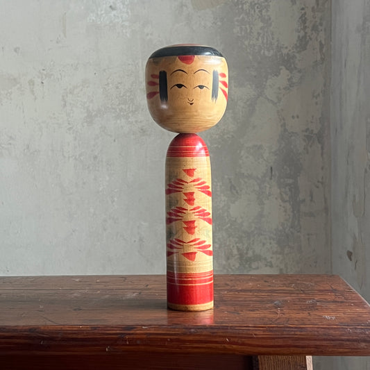 Traditional Japanese Folk Art Kokeshi Doll - Floral & Rings