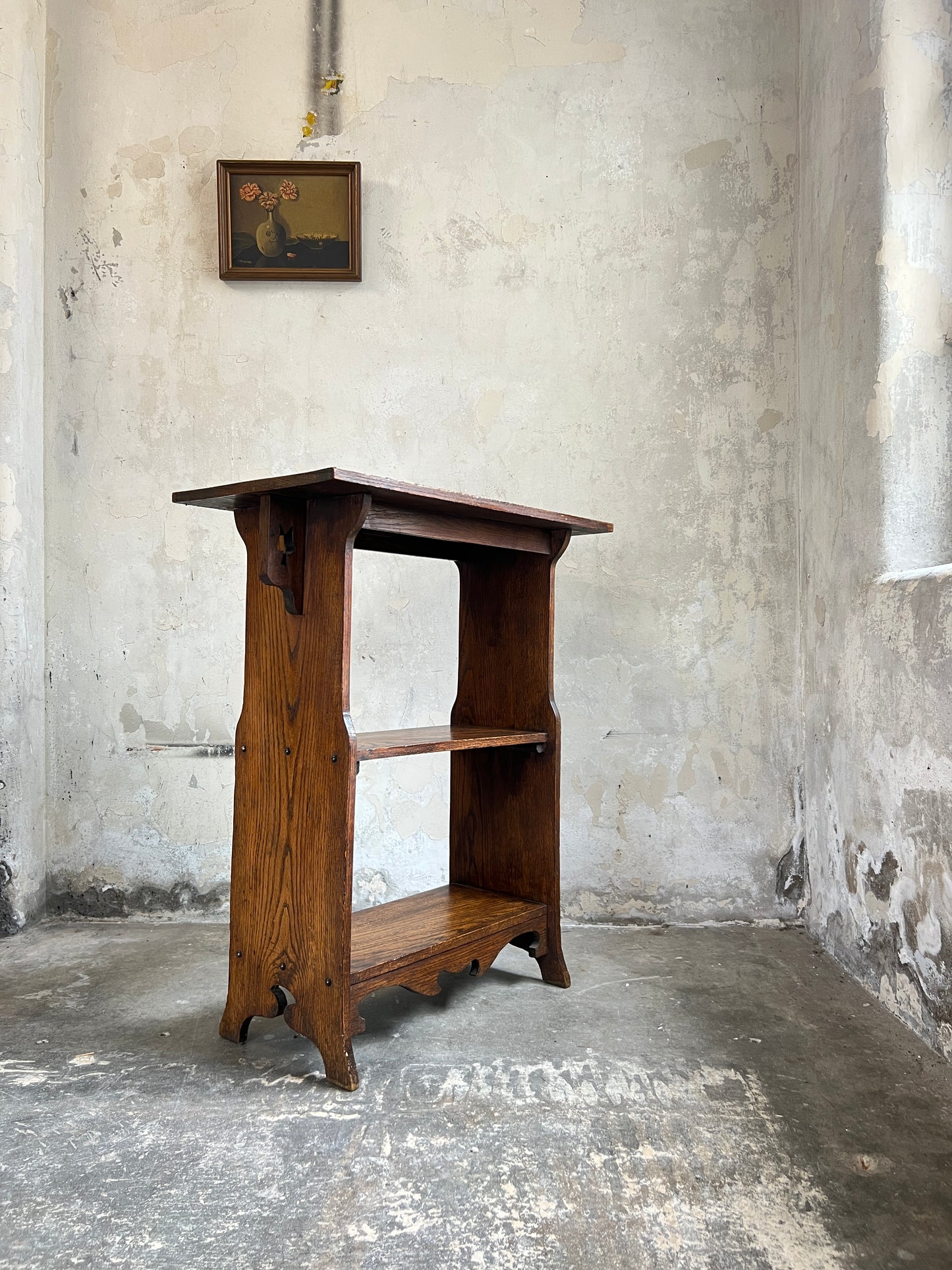 Small Oak Arts and Crafts Bookcase