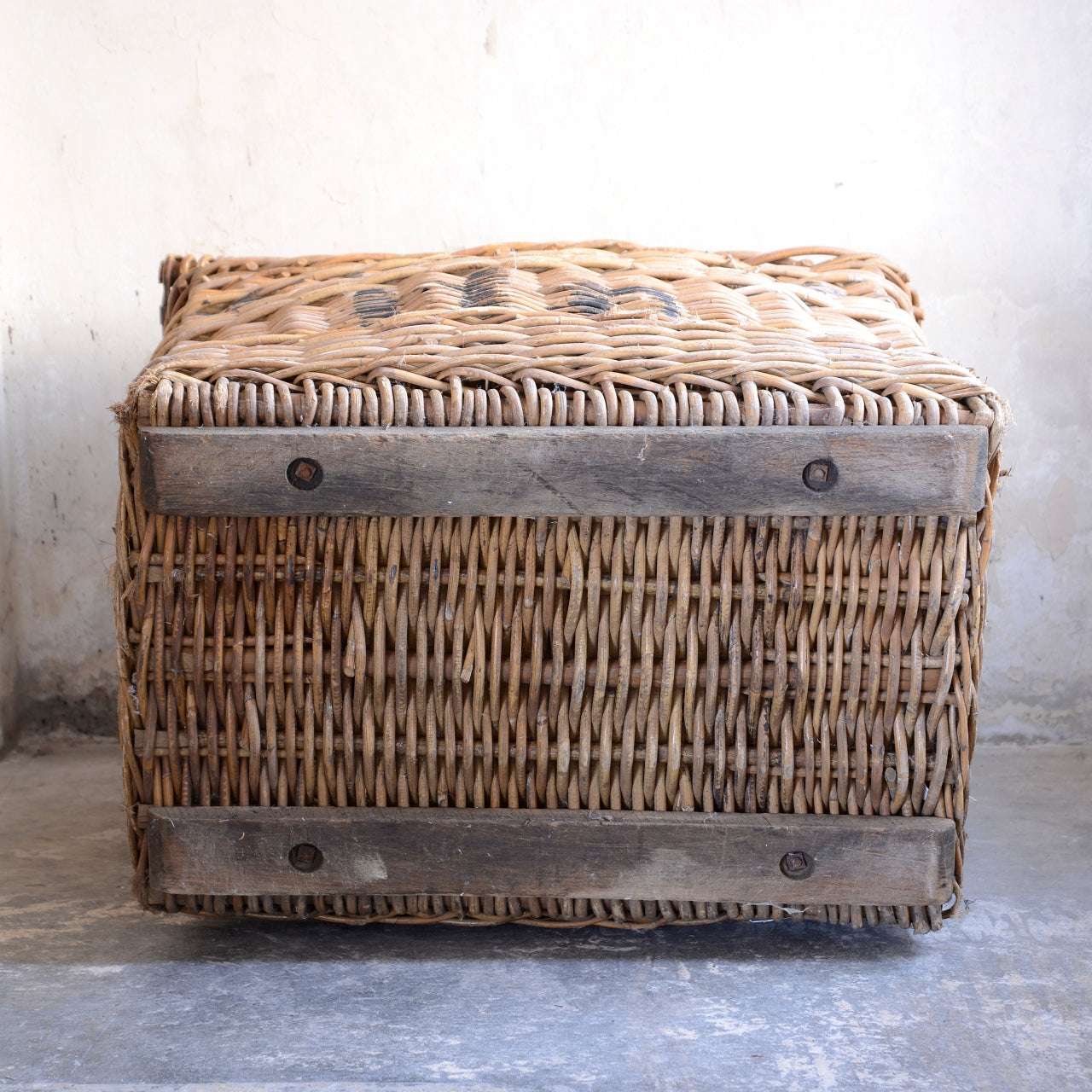 19thC Edwin Woodhouse & Co Lidded Mill Basket