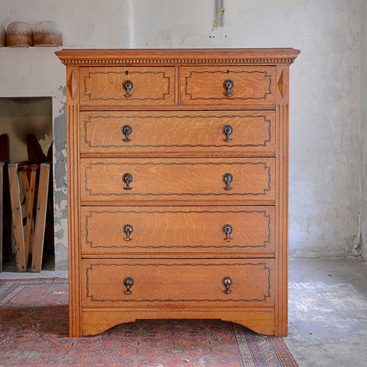 1930’s Oak Chest of Drawers with Inlaid Banding - Quality