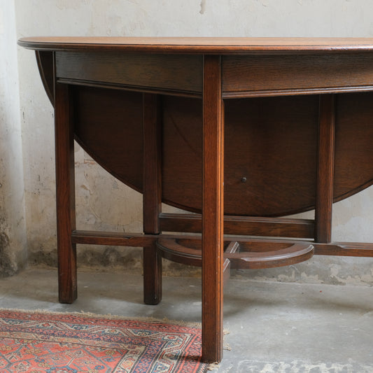 Unusual Oak Gate-leg Table