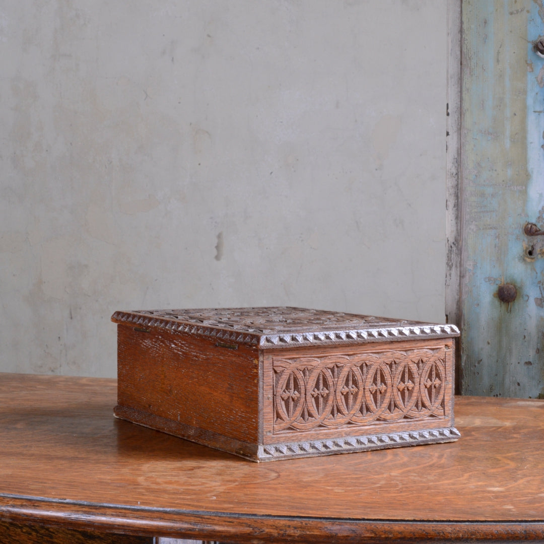 Finely Chip Carved Oak Box - Frisian work, Leather base, 1920’s