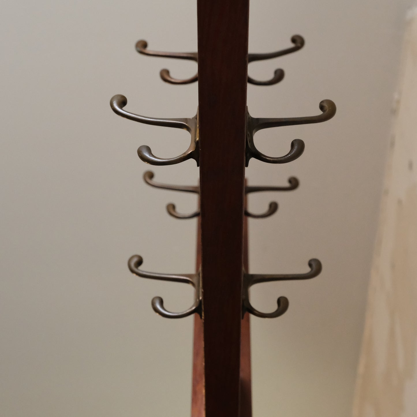 Freestanding School Coat Rack