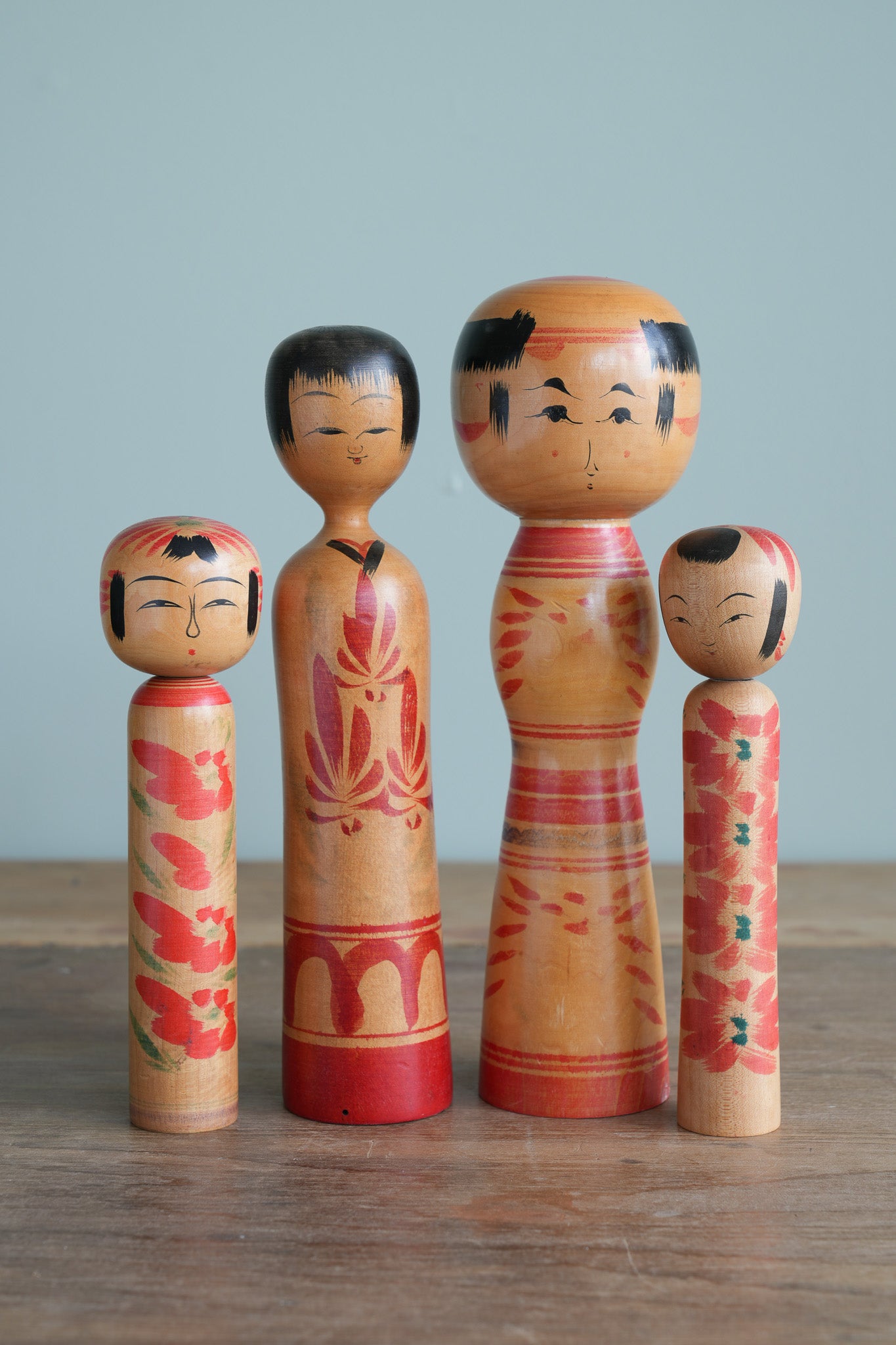 Set of 4 Traditional Japanese Folk Art Kokeshi Dolls 097