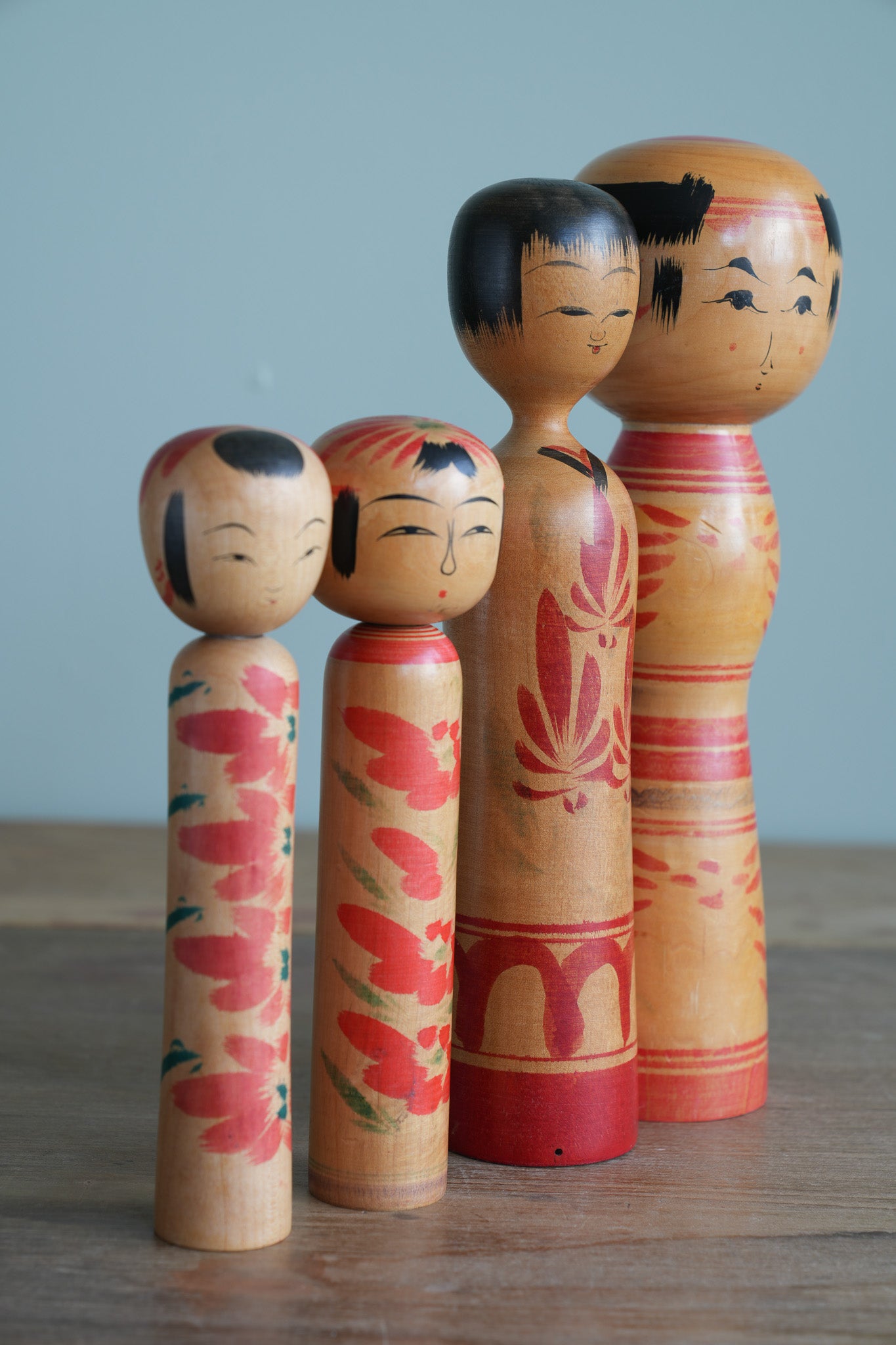 Set of 4 Traditional Japanese Folk Art Kokeshi Dolls 097