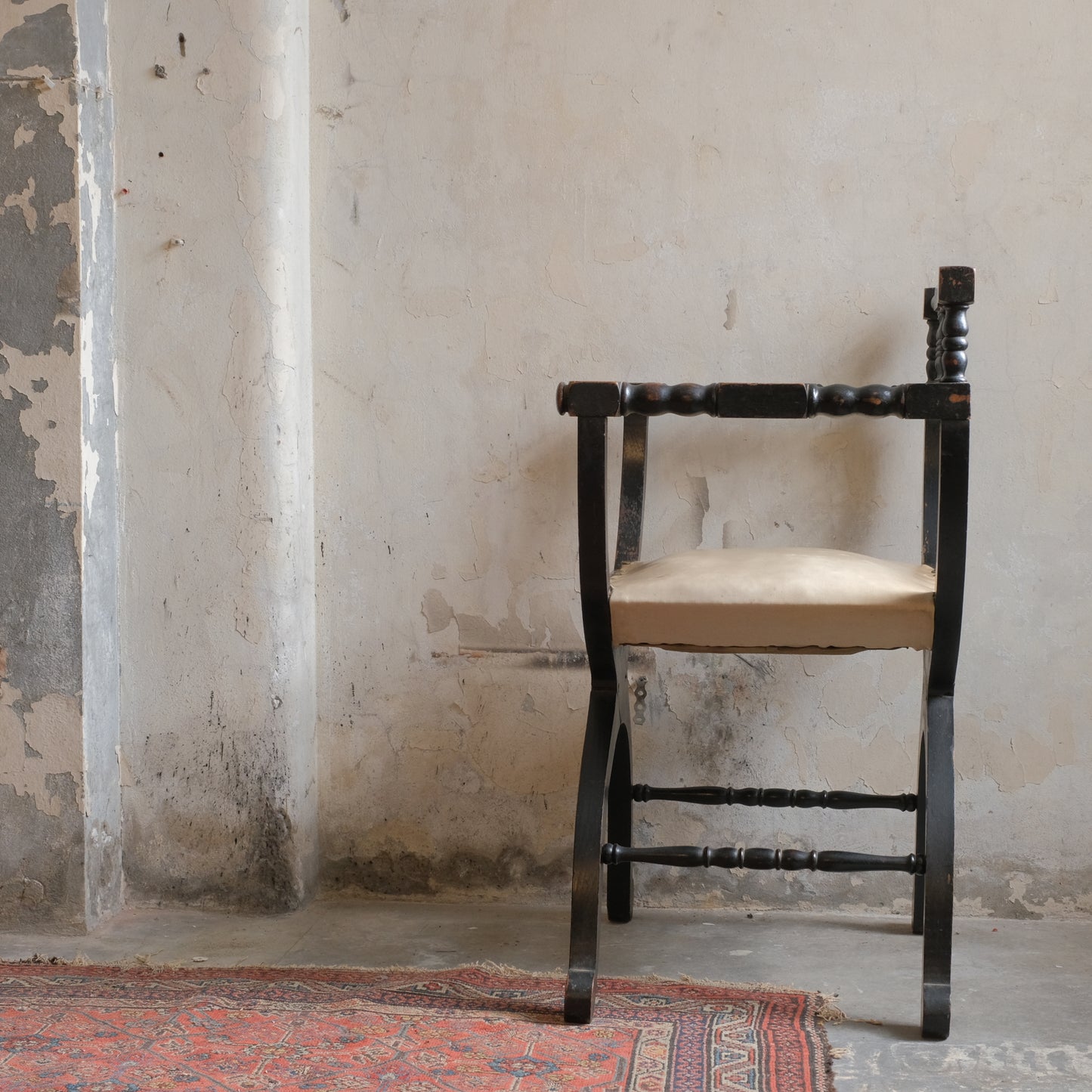 Ebonised x-Frame Bobbin Chair