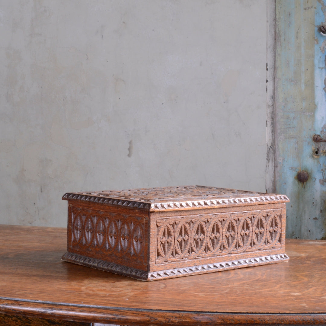 Finely Chip Carved Oak Box - Frisian work, Leather base, 1920’s