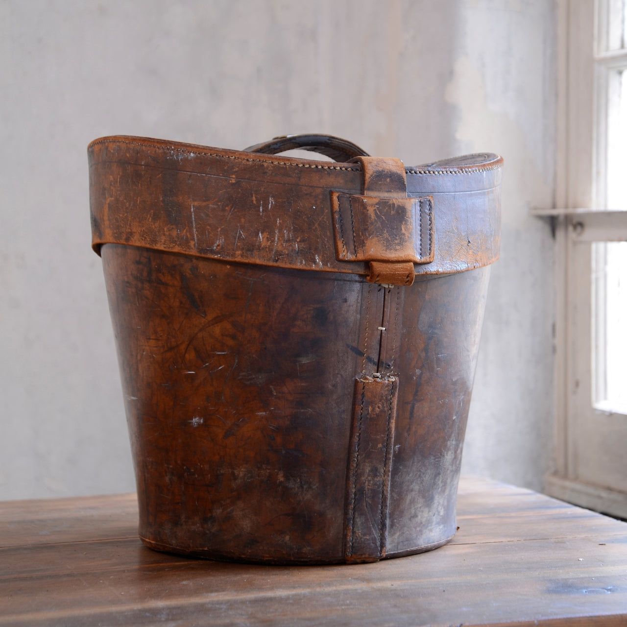 19thC Leather Top Hat Box